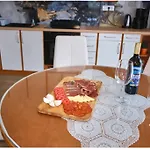 Apartman Roso *