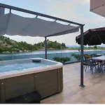 Roso Apartman Ploce (Dubrovnik-Neretva)