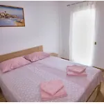 Roso * Ploce (Dubrovnik-Neretva)