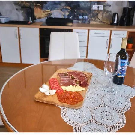 Apartment Roso *