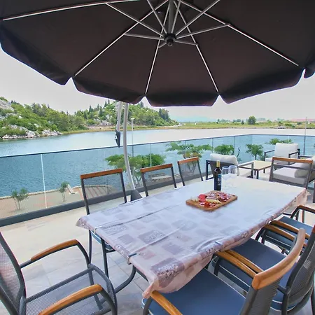 Roso Apartament Ploce (Dubrovnik-Neretva)