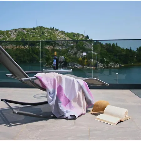 Roso Ploce (Dubrovnik-Neretva)