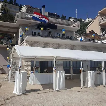 Roso * Ploce (Dubrovnik-Neretva)