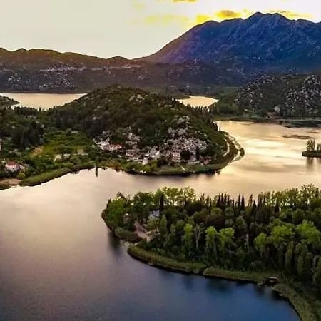 Roso Ploce (Dubrovnik-Neretva)